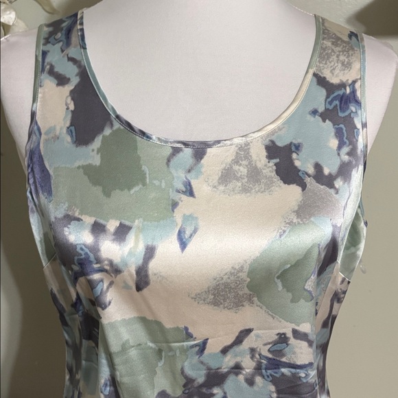 Ann Taylor Silk Multicolor Abstract Tank Top - Picture 2 of 4